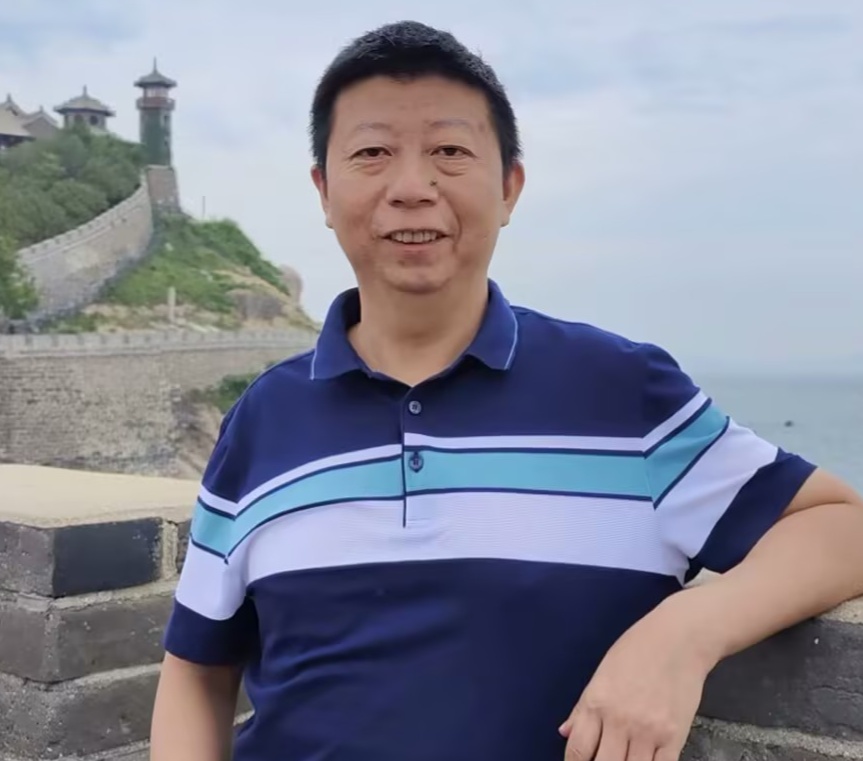 蒋佐银_cropped (1).jpg