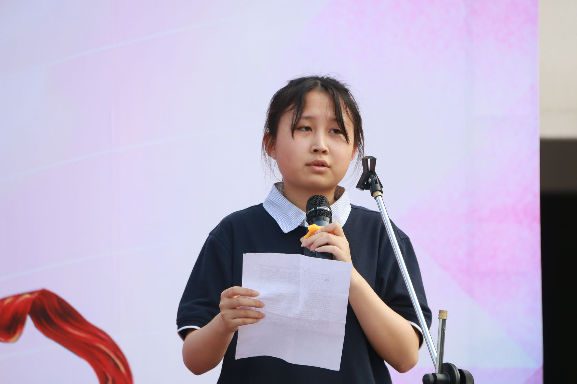 13.先进班级学生代表发言  高二美术班赵润佳.JPG